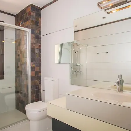 Luxury In Tossa, Heated Pool Villa *