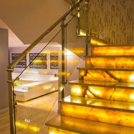 Villa Luxury In Tossa, Heated Pool *